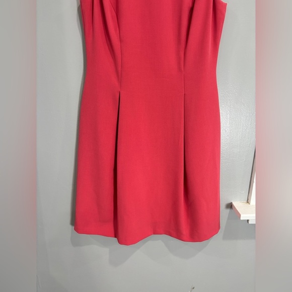 ELIZA J Pink Coral Dress CutOut Neckline Shift Sheath Gold Exposed Zipper 6 - Picture 9 of 10